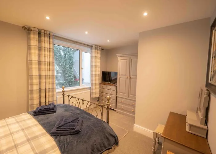 Amber Free Parking Semesterbostad *