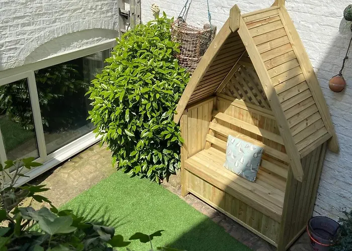 Semesterbostad Amber Free Parking